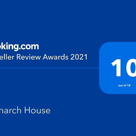 Monarch House Ξενοδοχείο Μπρασόβ Εξωτερικό φωτογραφία